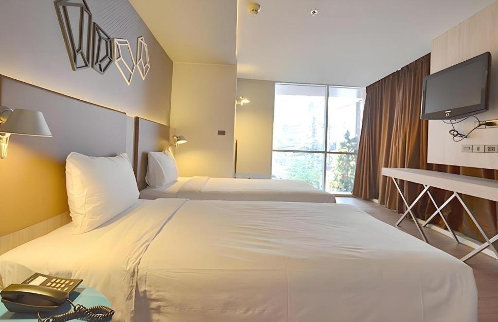 בנגקוק The Heritage Silom Hotel מראה חיצוני תמונה