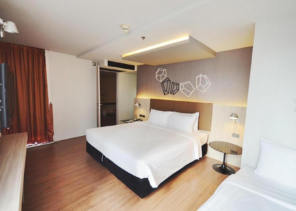 בנגקוק The Heritage Silom Hotel מראה חיצוני תמונה