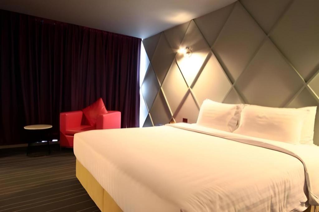 בנגקוק The Heritage Silom Hotel מראה חיצוני תמונה