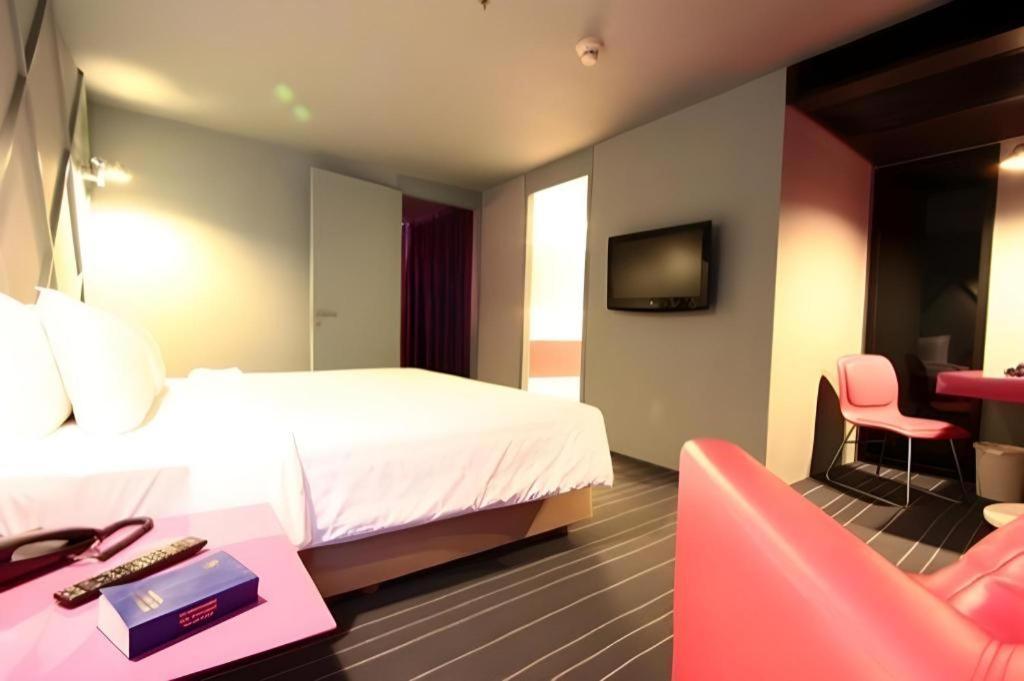 בנגקוק The Heritage Silom Hotel מראה חיצוני תמונה
