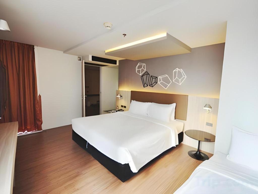 בנגקוק The Heritage Silom Hotel מראה חיצוני תמונה