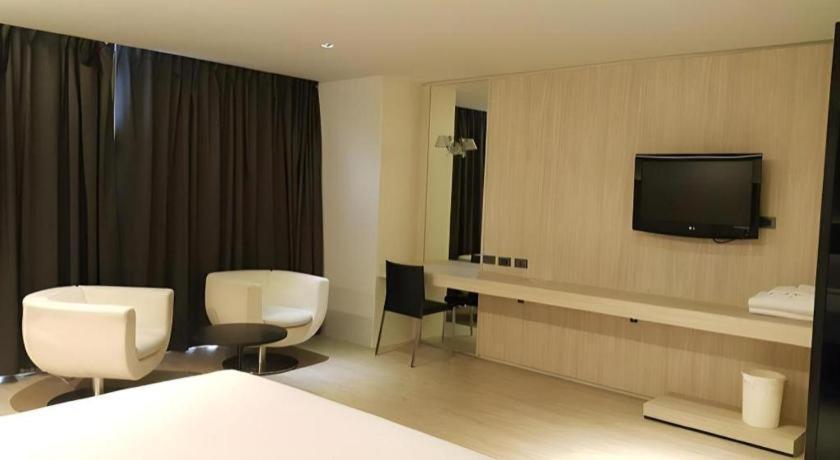בנגקוק The Heritage Silom Hotel מראה חיצוני תמונה