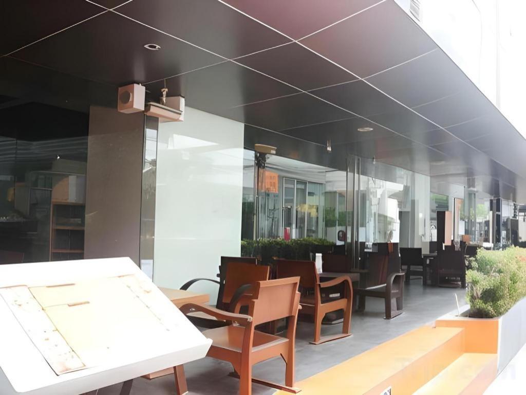 בנגקוק The Heritage Silom Hotel מראה חיצוני תמונה